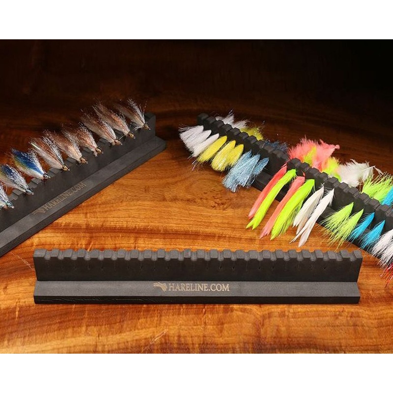 Hareline Chicone’s Material and Fly Prep Station