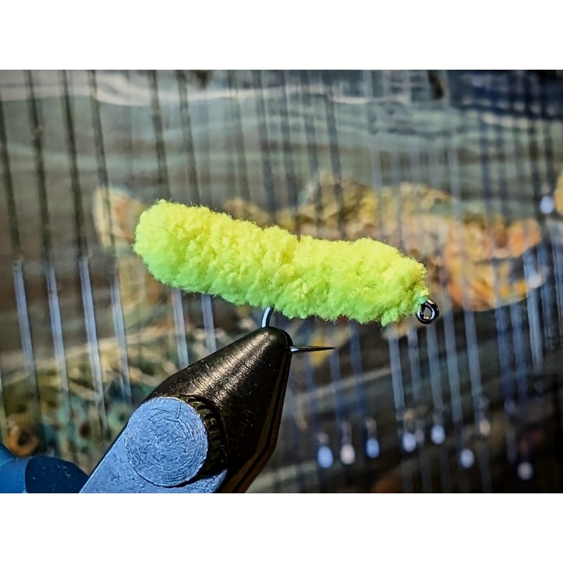 BareTraps Grassy Mop||12|Chartreuse