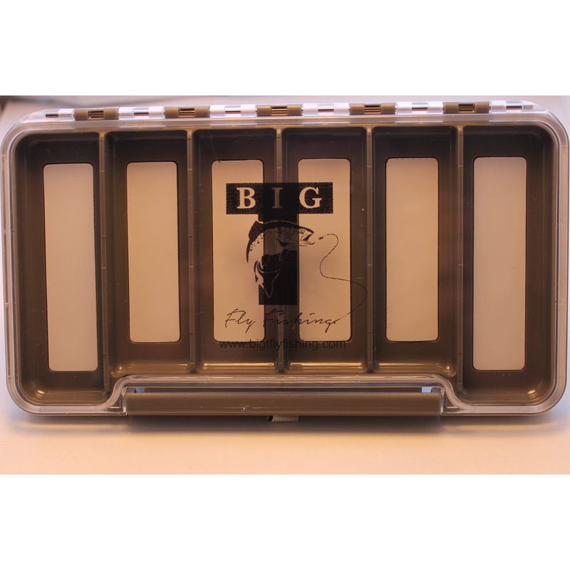Magnetic 6 compartment fly box